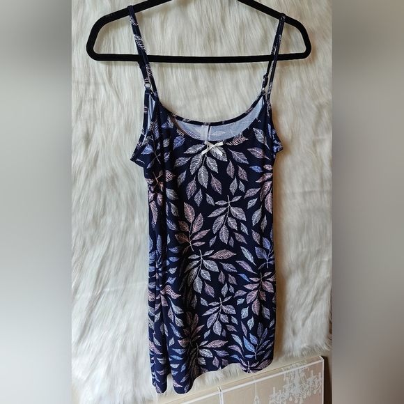 Sandra & Tiffany Midnight Feathers Nightie (NWOT) - Picture 2 of 6